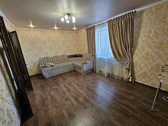 Продаж  3-кім. кв-ри у Києві по вул. Симиренка 1 Г Київ