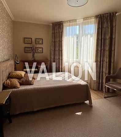 Продаж 3к квартири біля метро Сирець, вул Ризька 73г ЖК Сирецький Бояр Київ