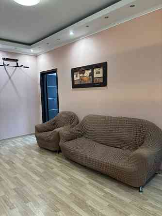 Метро Святошин ул Витрука 4/9 сталинка 3-х комн кв-ра с газом 70квм Киев