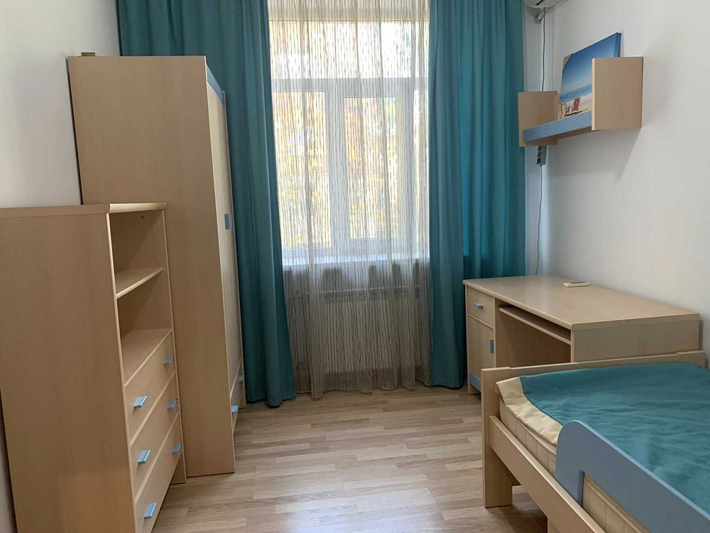 Метро Святошин ул Витрука 4/9 сталинка 3-х комн кв-ра с газом 70квм Киев - изображение 2