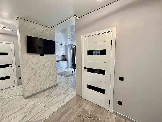 Оренда 1 кімнатної квартири на вул. Залізничній в новобудові Львов