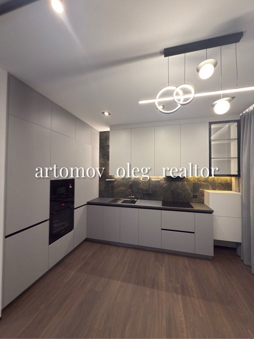 New‼️Аркадия/Генуэзская/Море‼️90м2,трешка,НИКТО НЕ ЖИЛ‼️Ключи,звоните Одесса - изображение 3