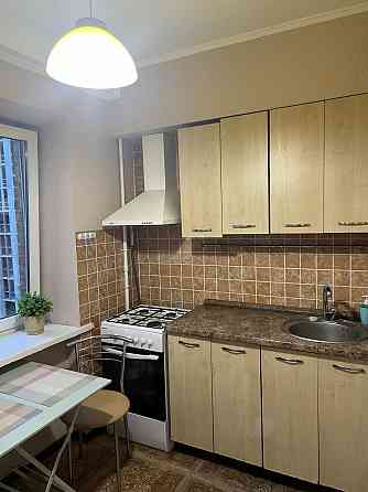 Без комісії 1-к кв Велика Васильківська 102, метро Олімпійська! Київ