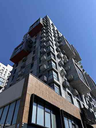 Продам 2-ух ком квартиру ЖК Пятый континет Днепр