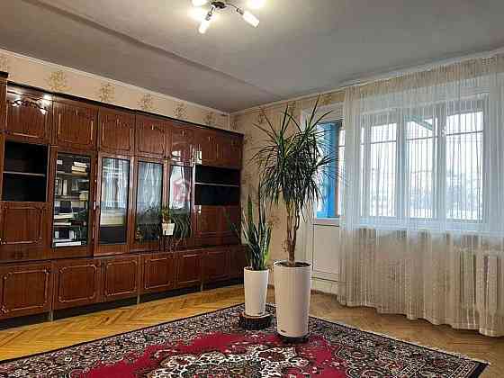 Продається 2 кімнатна квартира вул Жилянська 72 Київ