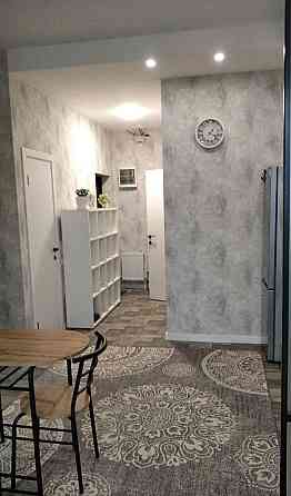 Продам 2-кімнатну квартиру ЖК Баку Центр балкон Днепр