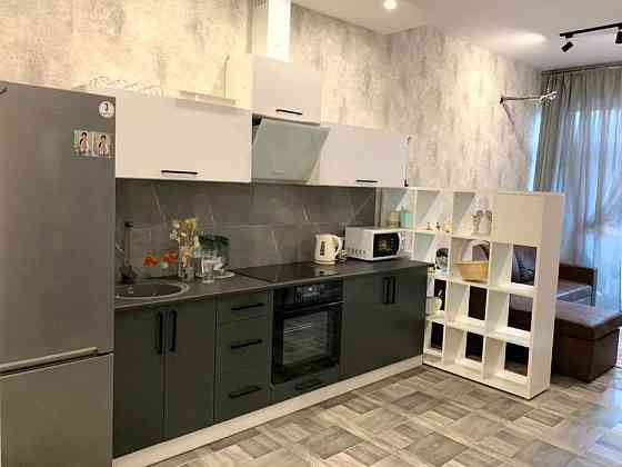 Продам 2-кімнатну квартиру ЖК Баку Центр балкон Днепр