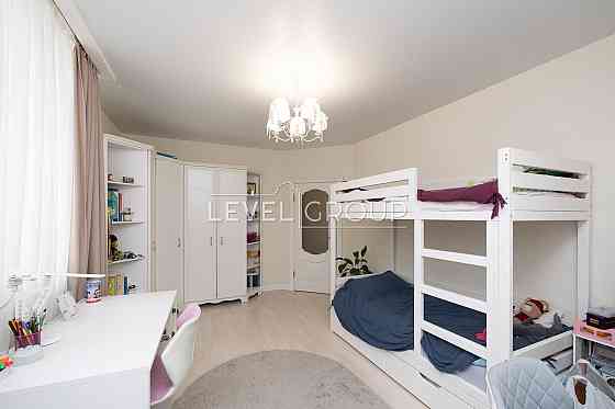 Продаж 2-кімнатної квартири з ремонтом ЖК Паркові озера Київ