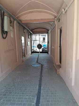 Продам 4 комнатную квартиру в центре.(127-075) Одеса