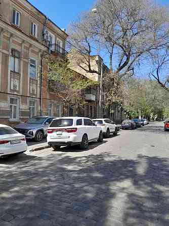 Продам 4 комнатную квартиру в центре.(127-075) Одеса