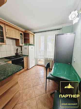 Продаж трикімнатноі квартири + гараж. Вул.  Велика набережна. Кременчуг