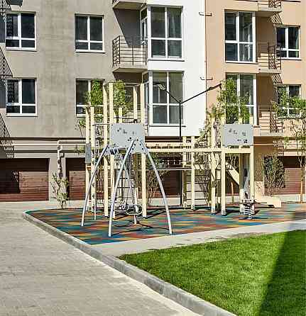 Продам квартиру у ЖК Дніпровська Брама -2,  46 м2, під ремонт Слобожанське