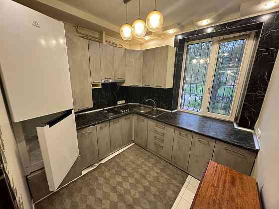 Центр Оренда  3-кiмн Кв. 1- поверх. Вул .Стуса. Читайте повністю опис Краматорськ