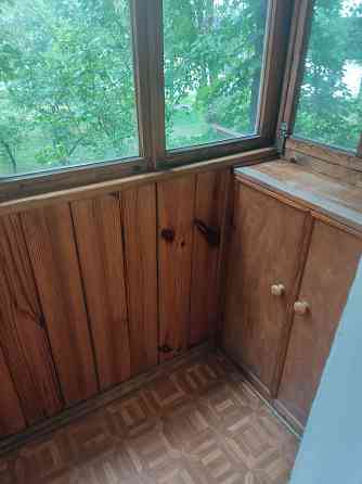 Продам 2-х комнатную квартиру 2/5,центр Запорожье