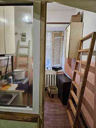 Продається самостійна 1 кімнатна квартира  в затишному дворі. Одеса