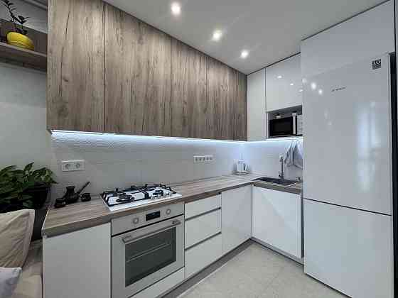 Оренда олнокімнатноі квартири + кухня-студія вул. Зелена Львов