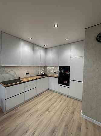 Продажа квартиры Киев 1к 47м2 ЖК Варшавский-2 Подольский Виноградарь Київ