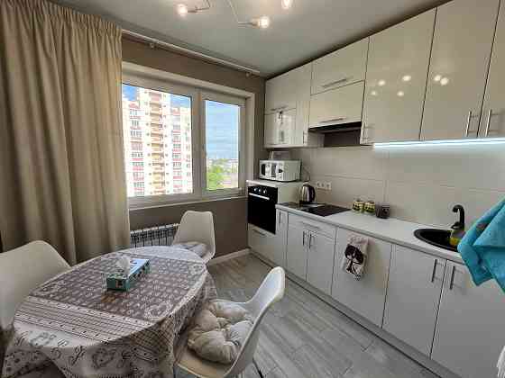 Здам 2-кімнатну вишукану квартиру Райдужна 61. М Лівобережна 10хв Київ