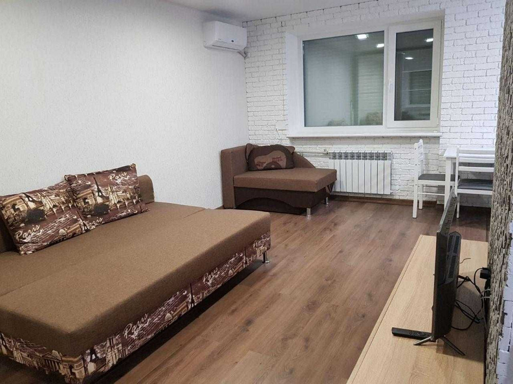 Продам 1-кімнатну квартиру на 1 поверсі  в центрі Слов'янська Слов`янськ - зображення 1