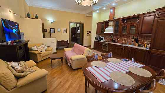 Саксаганського на розі Паньківської, метро Університет. Продаж. Київ