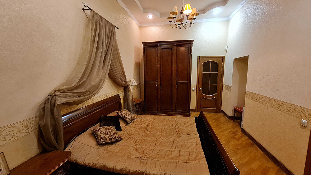 Саксаганського на розі Паньківської, метро Університет. Продаж. Київ - зображення 4