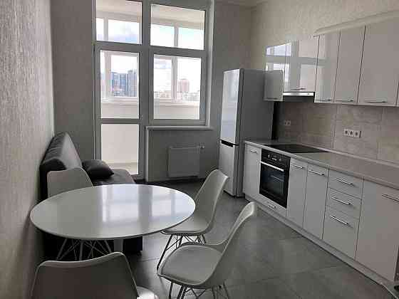 Оренда 1 кімнатної квартири без комісії вул Іонна Павла || буд 11 Київ