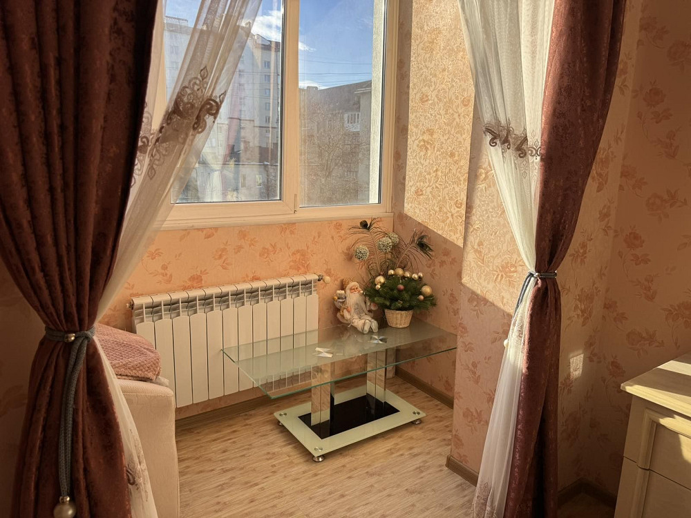 Продам простору двох кімнатну квартиру в центрі міста Надвірна - зображення 2