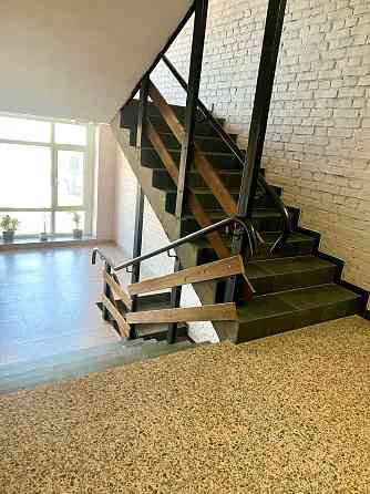 3-кімнатна квартира з терасою і автономним опаленням у зданому будинку Луцьк