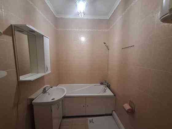 Ворзель, вул. Кленова. Квартира в цоколі Ворзель