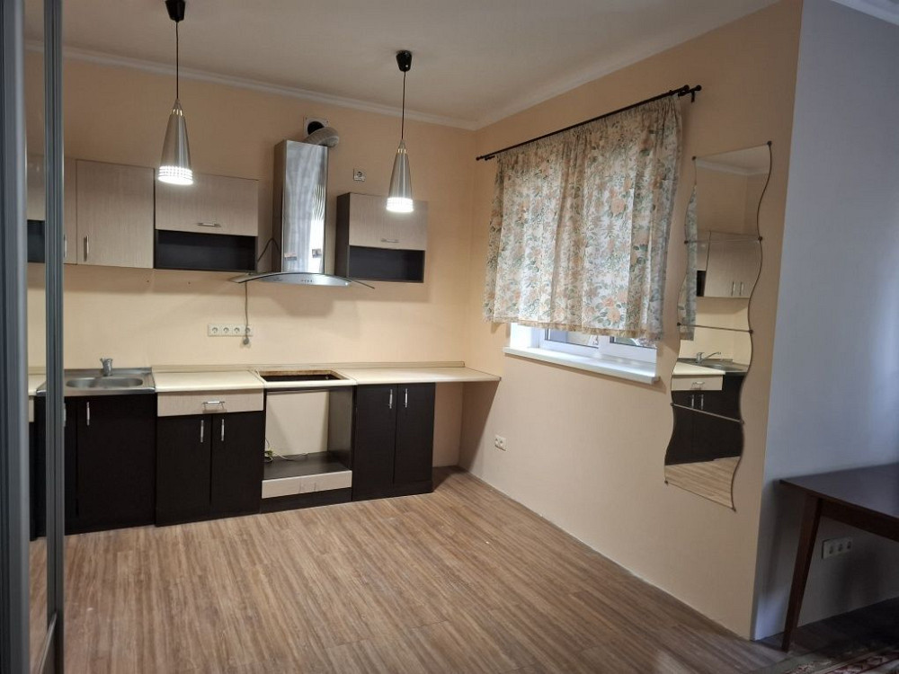 Ворзель, вул. Кленова. Квартира в цоколі Ворзель - зображення 2