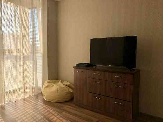 Довгострокова оренда 2 кімн квартири, Драгоманова Киев