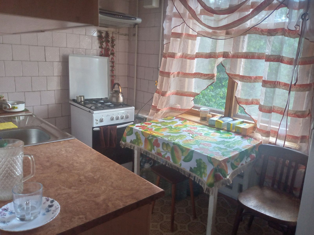 Сдам 3х на Шевченко 5/5 все есть Каменское (Запорожская обл.) - изображение 1