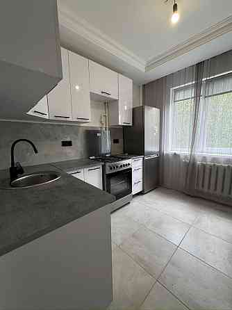 Здається 2 квартира по вулиці Скальда (кол. вул. Комарова) Черновцы