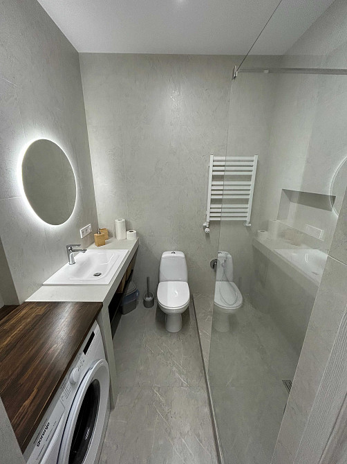 Оренда стильної сучасної квартири в новобудові вул. Угорська Львов - изображение 4