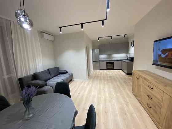 Здам євро 3к. ЖК Крона парк є генератор Бровары