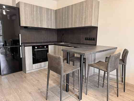 Французткий квартал -2 , вул . Предславинська 55 А Київ