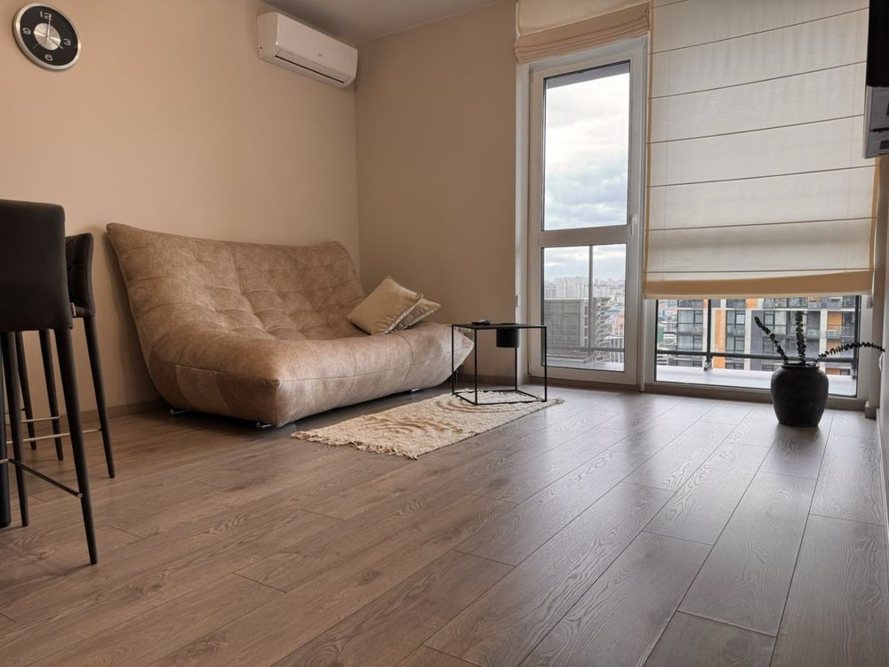 Французткий квартал -2 , вул . Предславинська 55 А Київ - зображення 3