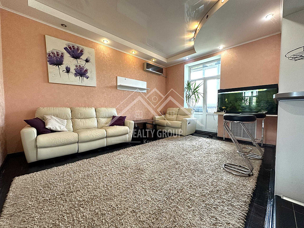 Продаж 2-х кімнатної Сталінки на Холодильнику (Меблі і Техніка) Кривой Рог - изображение 1