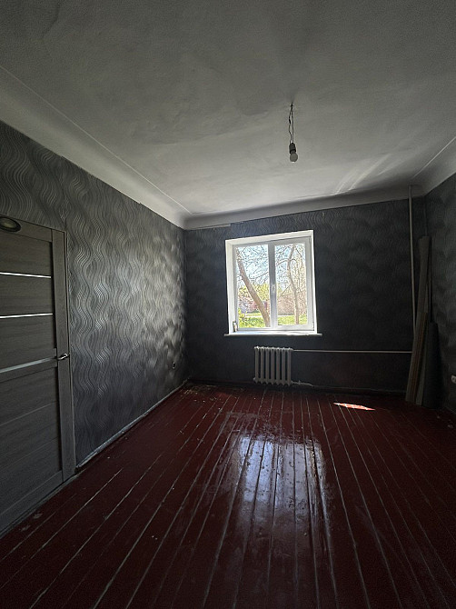 Продам ДЕШЕВО комуналку Коростень - зображення 2