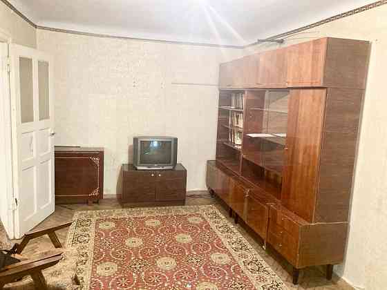 Продам 2 к. квартиру. ! 2поверх ! В.Морська Николаев