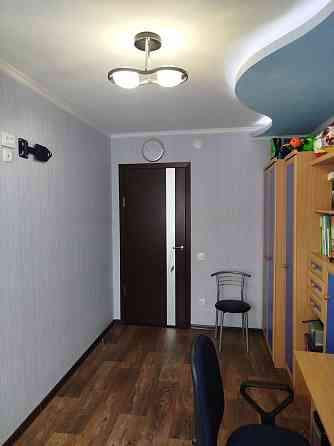 Чудова 3 кімнатна квартира,57.5м,сертифікат, Золочів Хар.обл Золочів (Львівська обл.)