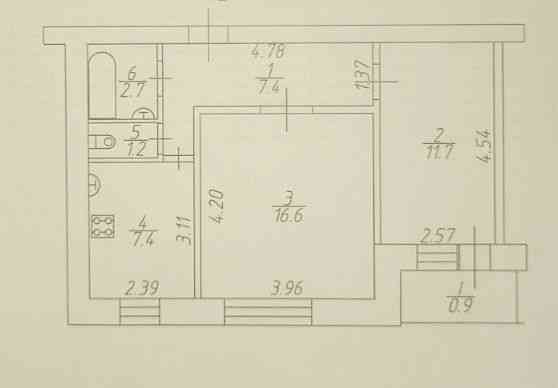 Можно под сертификат 3 эт Кирпич Центр Продам 2 ком Чернигов