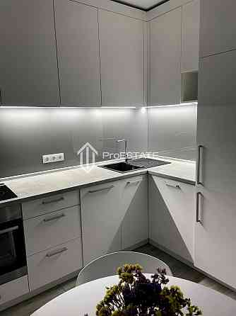 Продаж стильної 1к квартири ЖК Патріотика Гмирі Русової Чавдар Київ