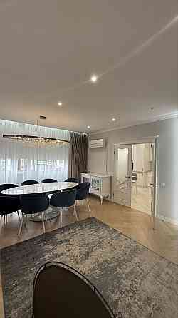 Продаж 4-кімнатноі квартири в ЖК ParkLand, вул. Практична 3. Київ