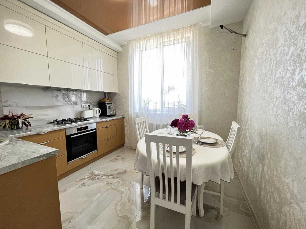 БЕЗ КОМІСІЇ! Однокімнатна ВЕЛИКА квартира. ВАРШАВСЬКИЙ ринок Буча - изображение 4