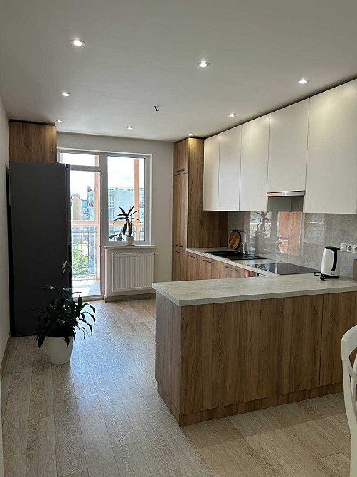 Продаж 2 кім. квартири вул. Залізнична ЖК Веселка Львов - изображение 1