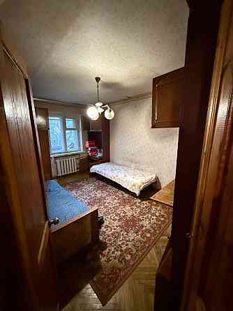 Продажа 2 кв. 44 м. Ул. Глушка 4 Метро Дорогожичи 10 минут ходьбы Київ