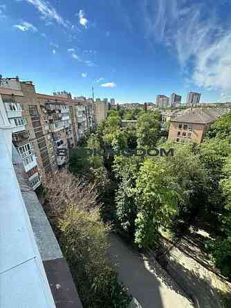 бул. Чоколовский д. 19 Київ