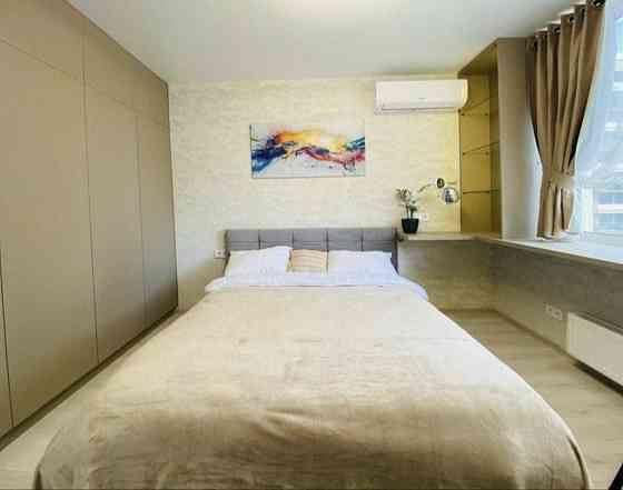 Перша здача 1к, вул. Крістерів 16, ЖК Варшавський 2 Київ