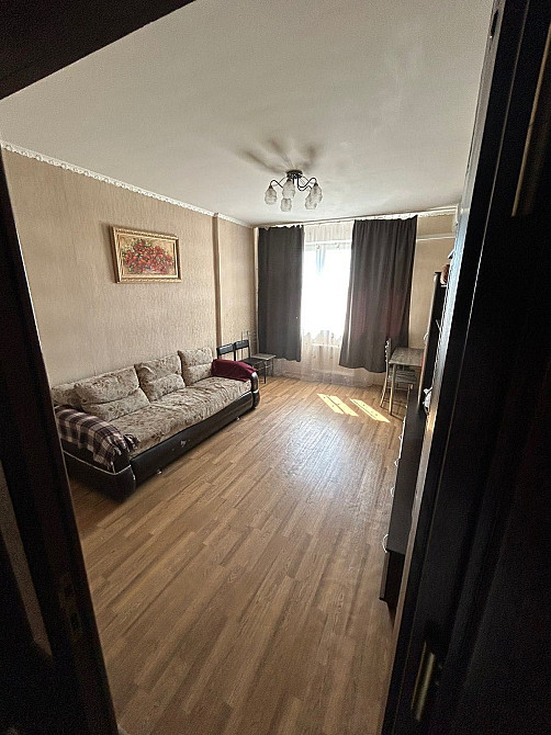 Сдам 1-но.ком.кв. метро Черниговская .Юрия Поправки 4/39А Київ - зображення 2